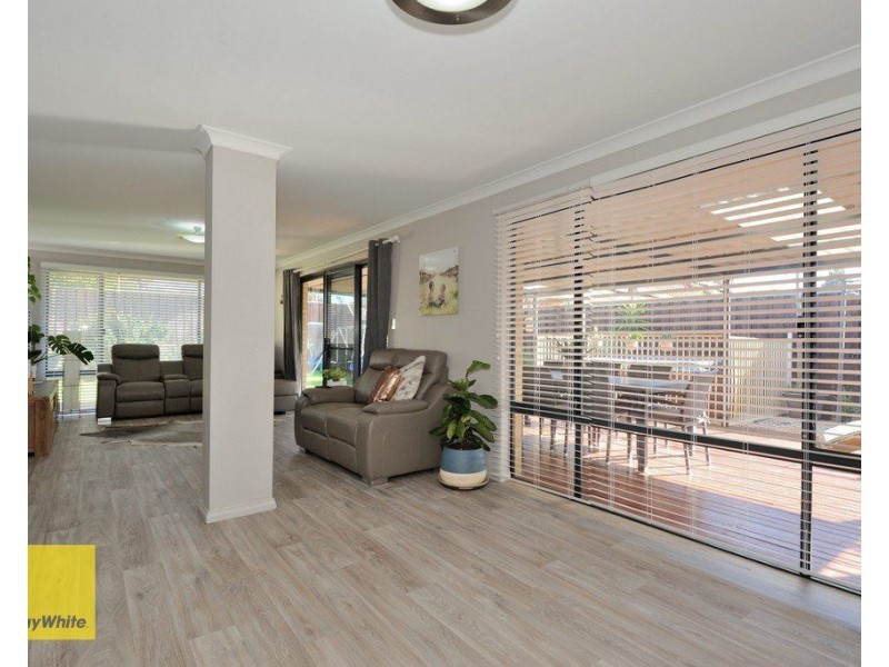 19 Forge Lane, Henley Brook WA 6055