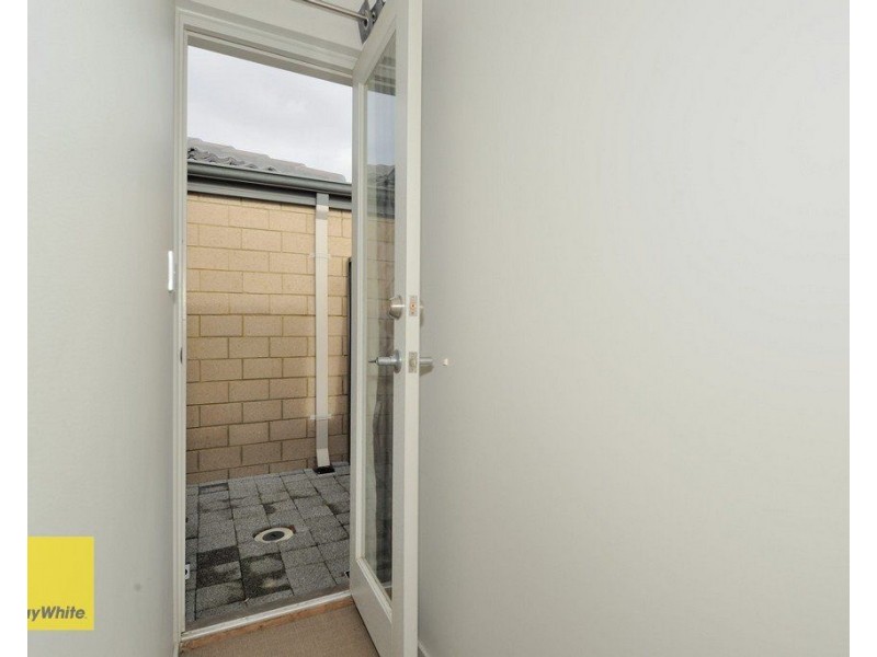 4/8 Cope Street, Midland WA 6056