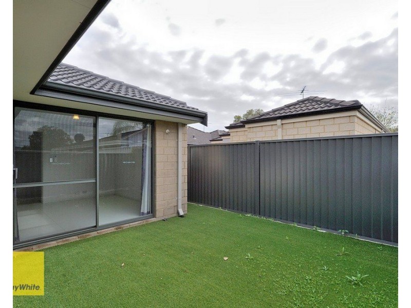 4/8 Cope Street, Midland WA 6056