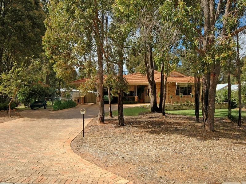 3 Moort Place, Stoneville WA 6081