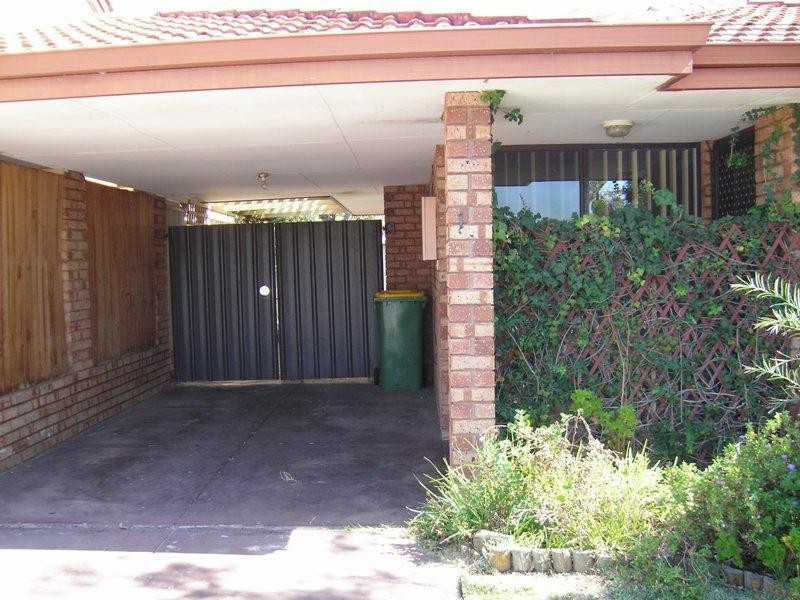 1/65 Amherst Road, Swan View WA 6056