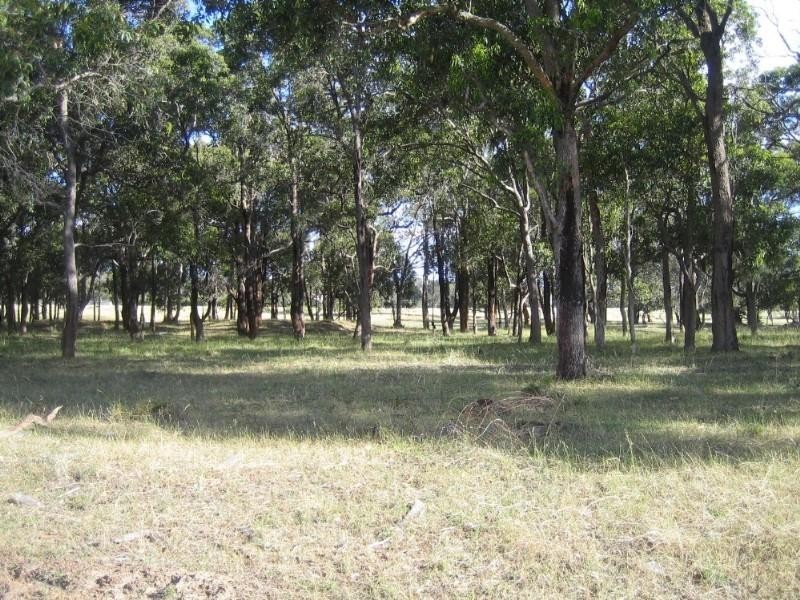 44 Tuckeroo Parade, Helena Valley WA 6056