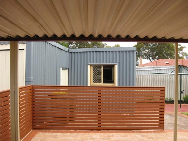 1 Crosbie Crescent, Middle Swan WA 6056