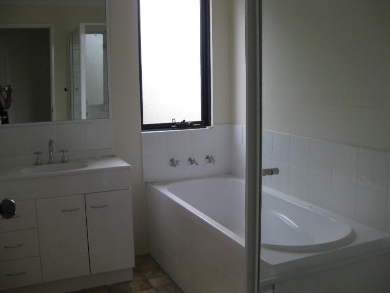 2/67 Loton Avenue, Midland WA 6056