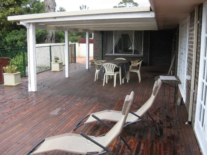 255 Viveash Road, Swan View WA 6056