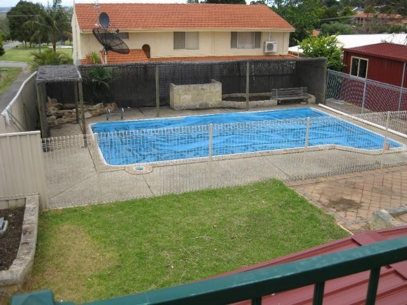 255 Viveash Road, Swan View WA 6056