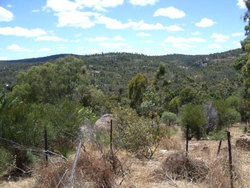 730 Viveash Road, Swan View WA 6056