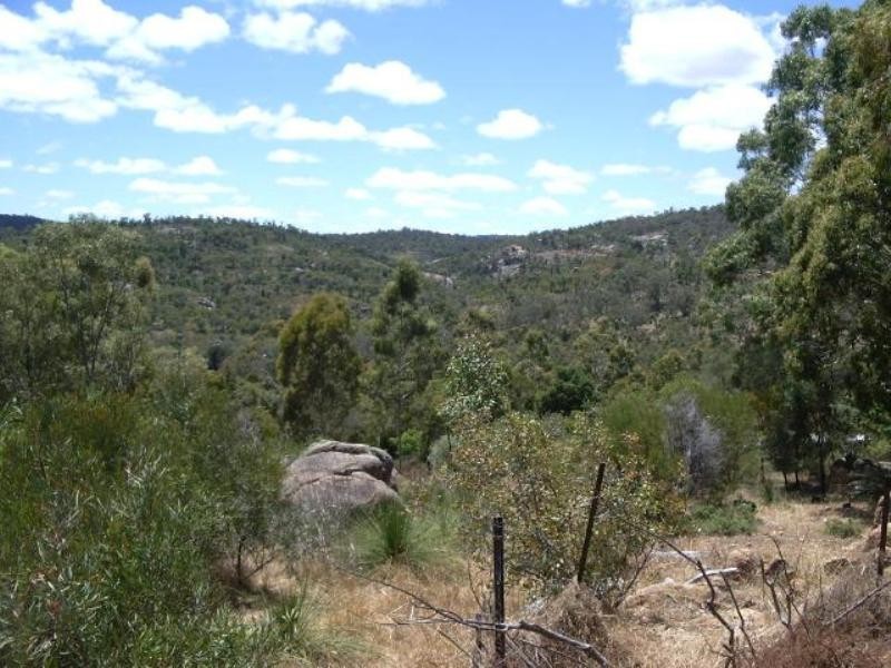 730 Viveash Road, Swan View WA 6056