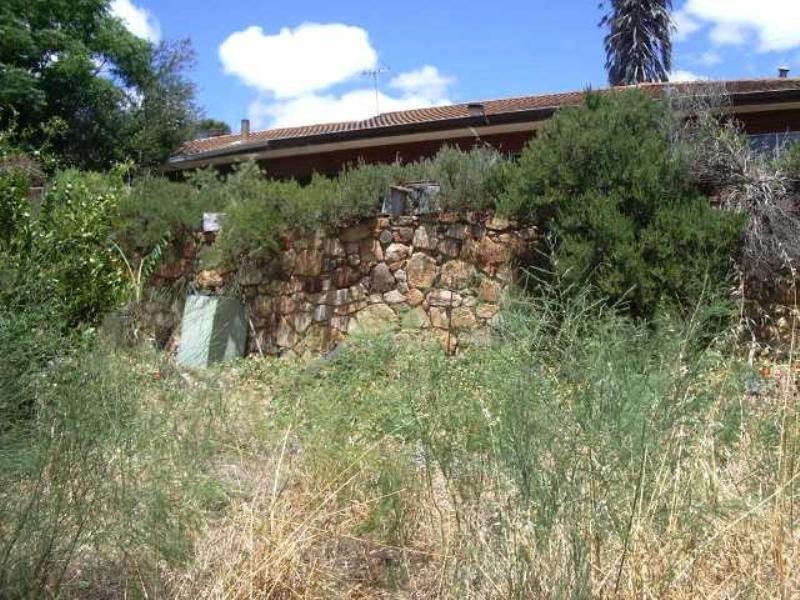 730 Viveash Road, Swan View WA 6056