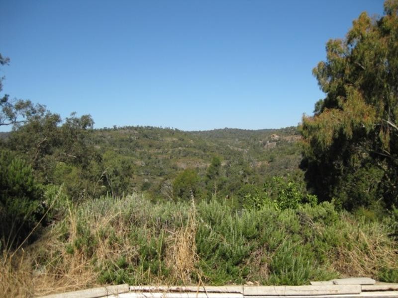 730 Viveash Road, Swan View WA 6056