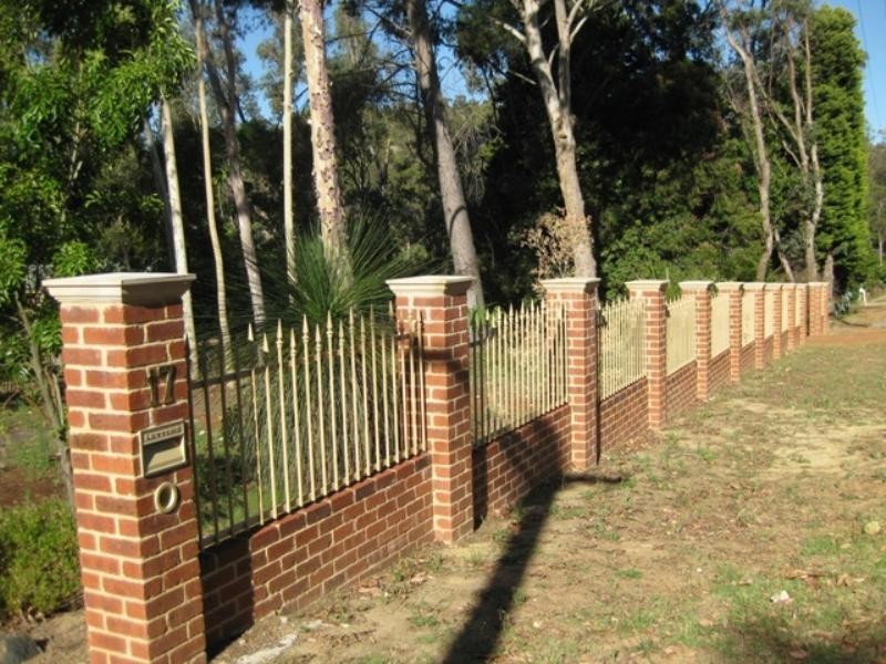 17 National Park Road, Swan View WA 6056