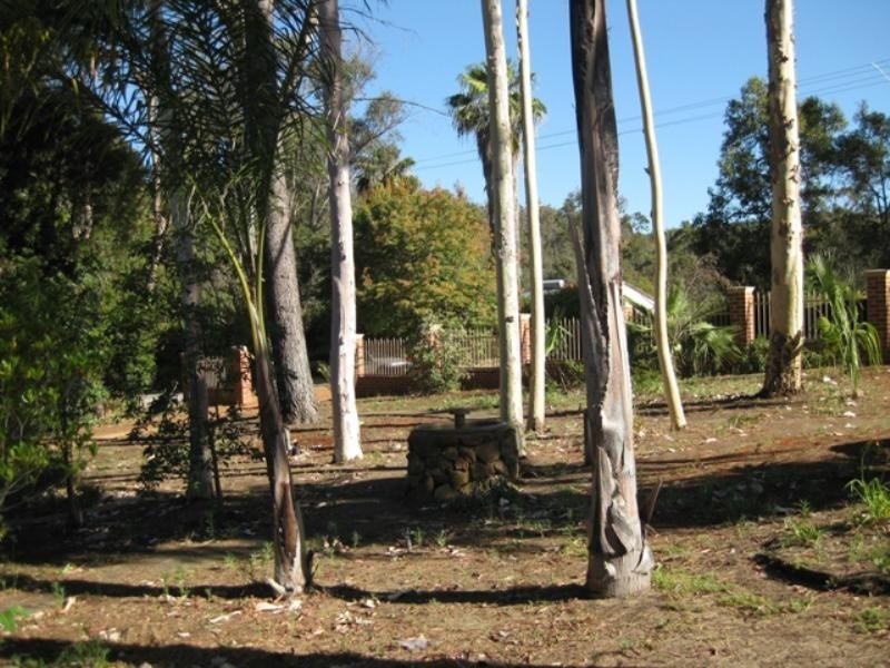 17 National Park Road, Swan View WA 6056