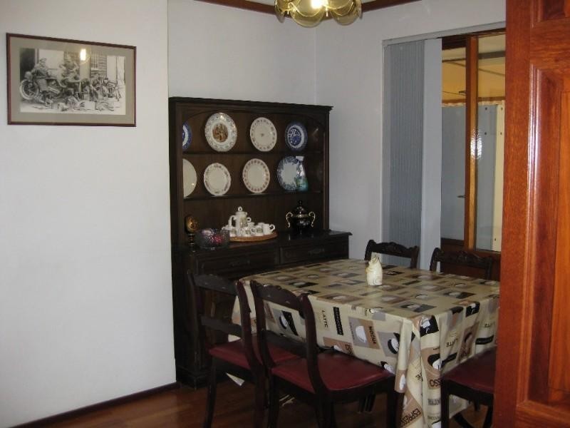 17 National Park Road, Swan View WA 6056