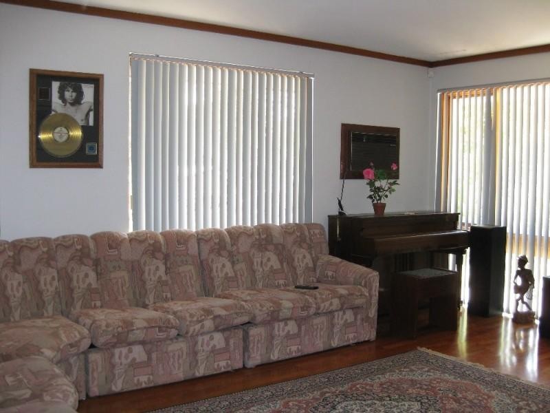 17 National Park Road, Swan View WA 6056