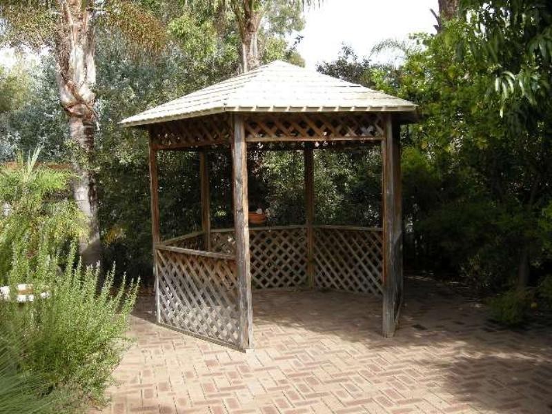 9 Gumnut Close, Swan View WA 6056