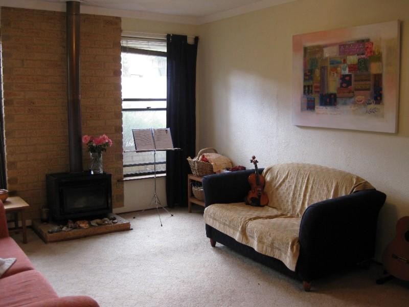 33 Weston Drive, Swan View WA 6056