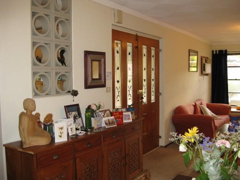 33 Weston Drive, Swan View WA 6056