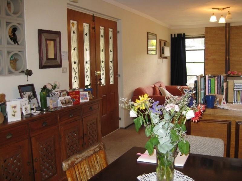 33 Weston Drive, Swan View WA 6056