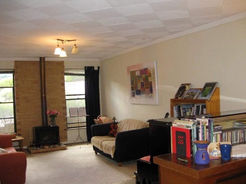 33 Weston Drive, Swan View WA 6056