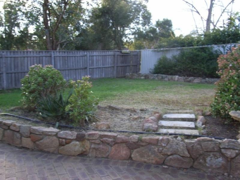 26 Astroloma Way, Koongamia WA 6056