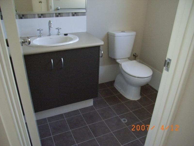 1/45 Wroxton Street, Midland WA 6056