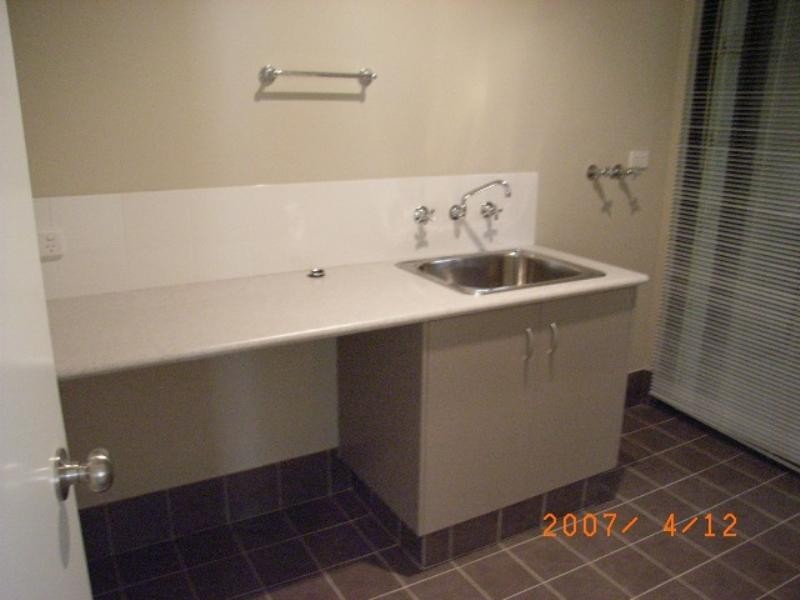 1/45 Wroxton Street, Midland WA 6056