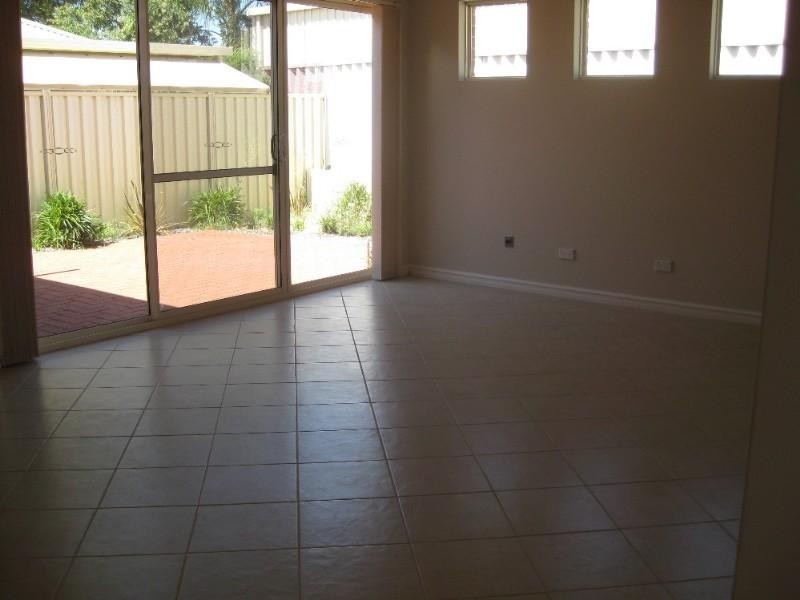 3/6 Dudley Street, Midland WA 6056