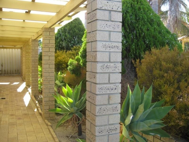 22 Madeira Avenue, Beechboro WA 6063