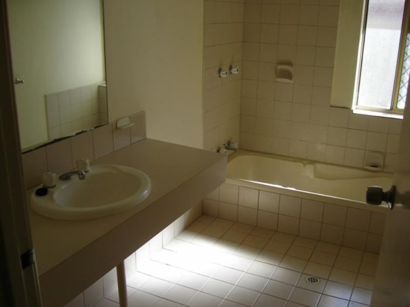 16B Scarp View, Swan View WA 6056