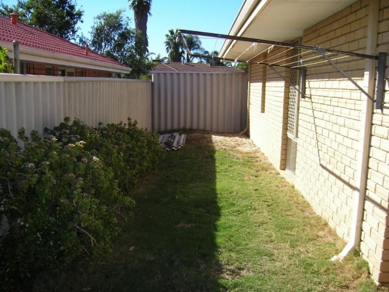 16B Scarp View, Swan View WA 6056