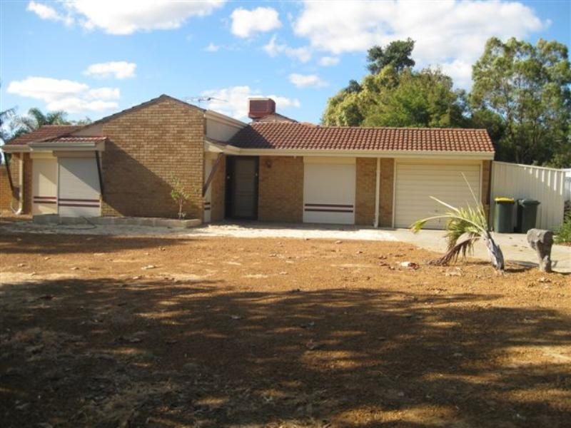 11 Northend Close, Swan View WA 6056