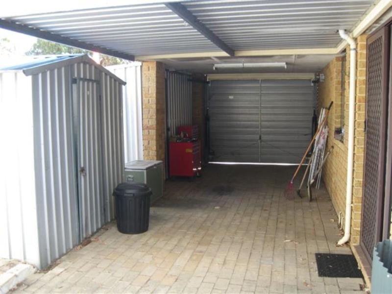 11 Northend Close, Swan View WA 6056