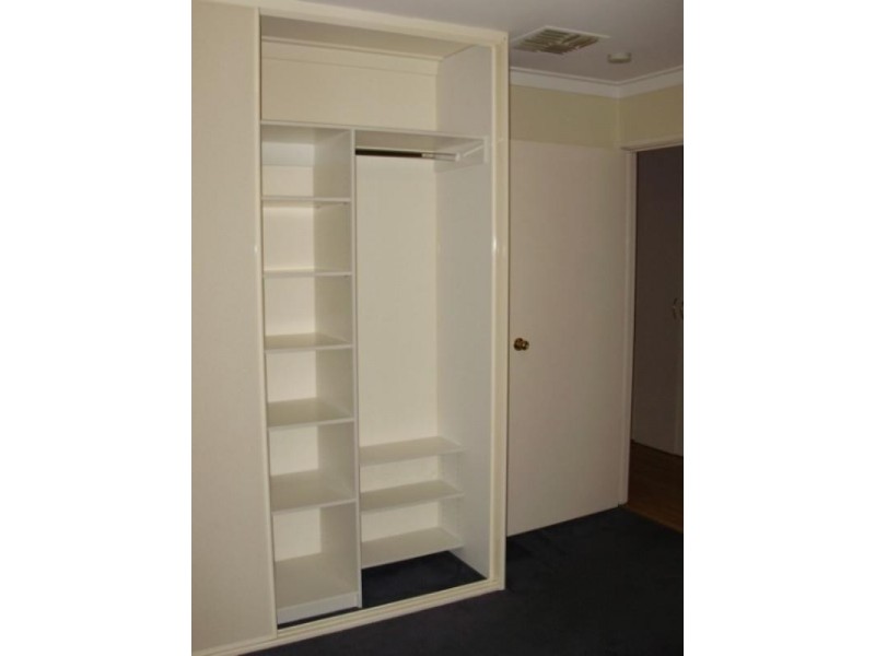 28 Bluegum Place, Swan View WA 6056