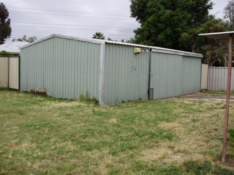 28 Bluegum Place, Swan View WA 6056