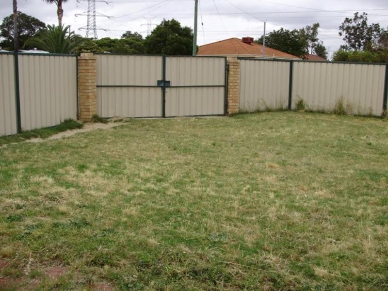 28 Bluegum Place, Swan View WA 6056