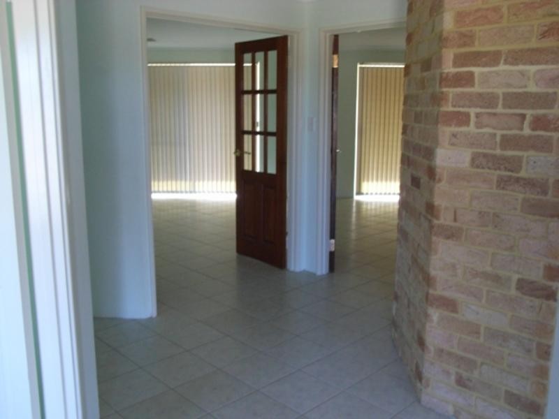 252 Moore Road, Baskerville WA 6056