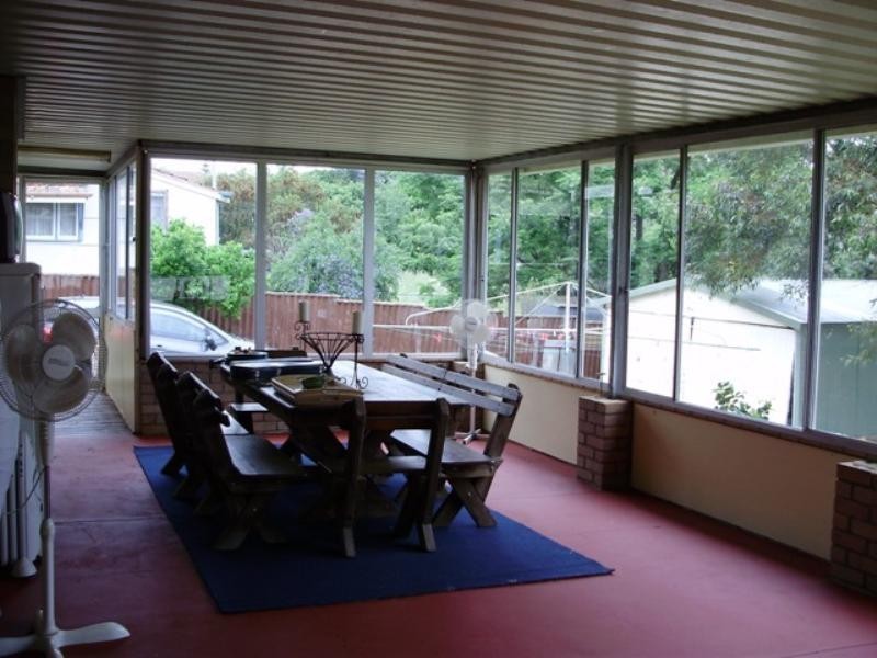 42 Tunnel Road, Swan View WA 6056