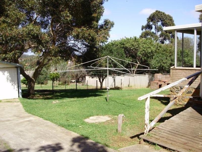 42 Tunnel Road, Swan View WA 6056