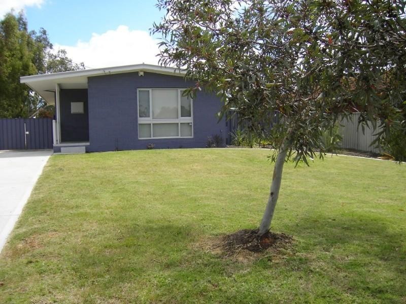 77 Beaconsfield Avenue, Midvale WA 6056
