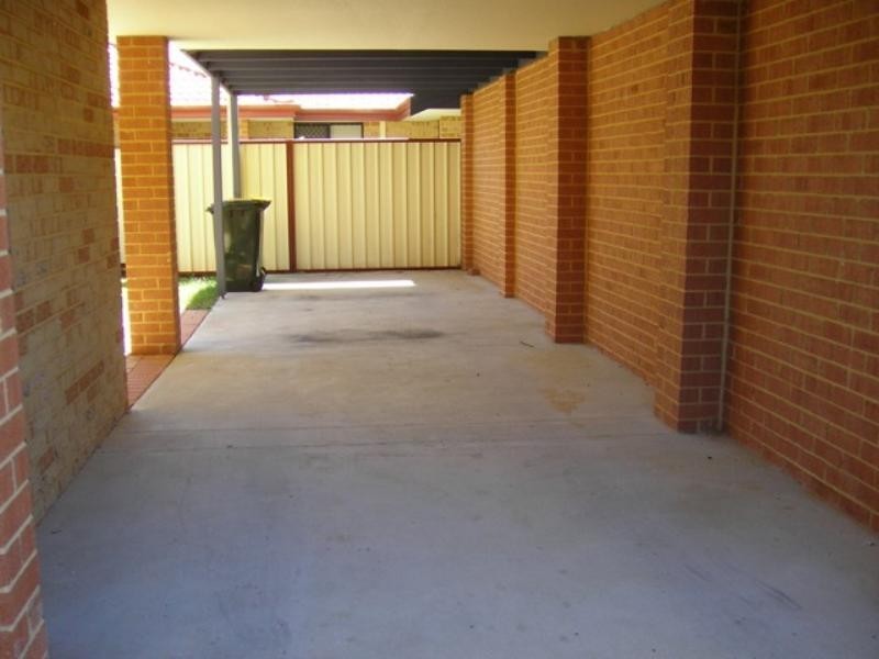 38/11 Elvire Street, Viveash WA 6056