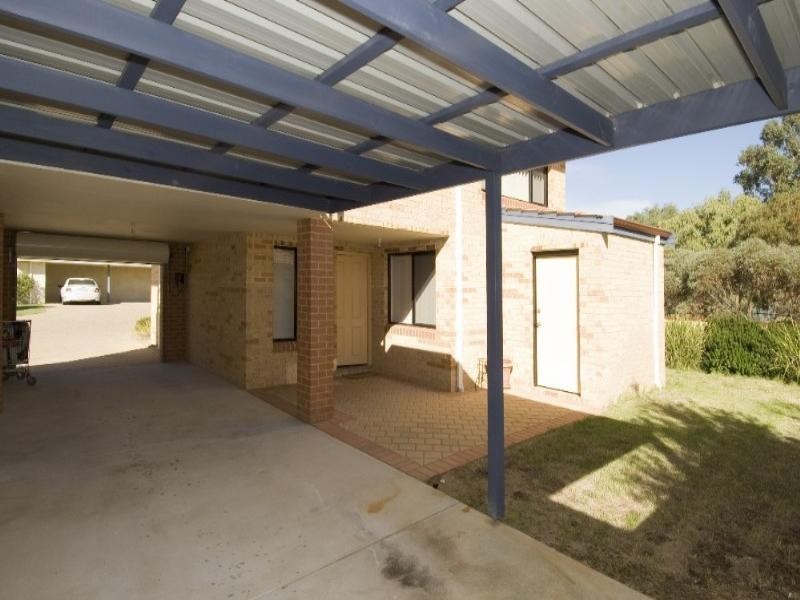 38/11 Elvire Street, Viveash WA 6056