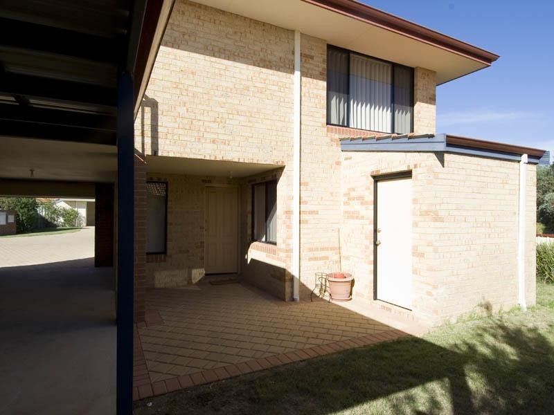 38/11 Elvire Street, Viveash WA 6056