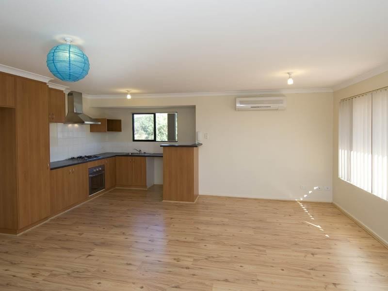 38/11 Elvire Street, Viveash WA 6056