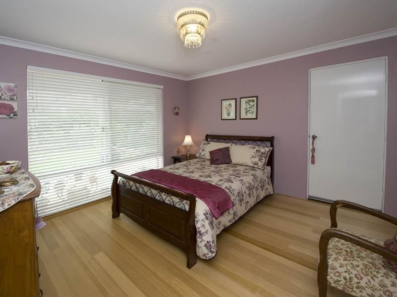 30 Degrey Retreat, Jane Brook WA 6056