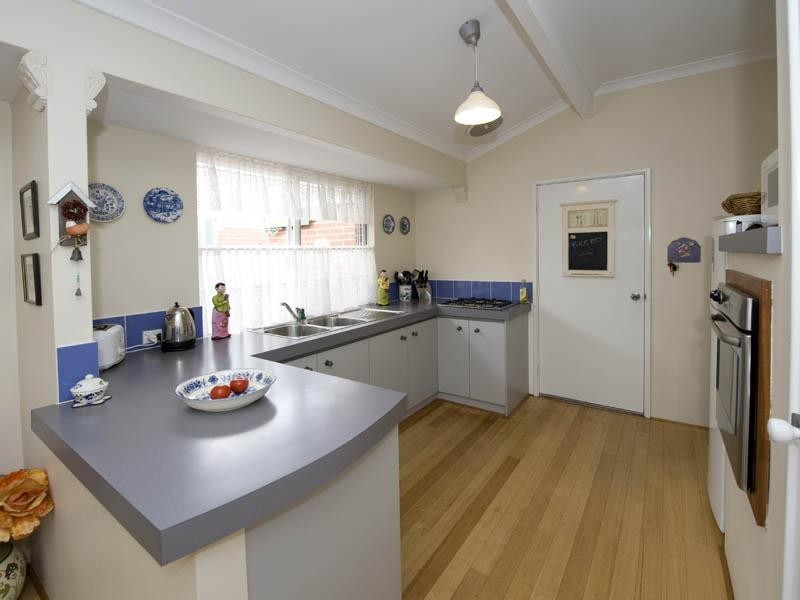 30 Degrey Retreat, Jane Brook WA 6056