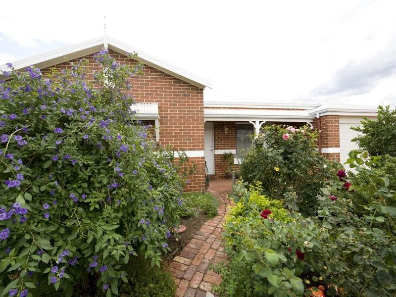 30 Degrey Retreat, Jane Brook WA 6056