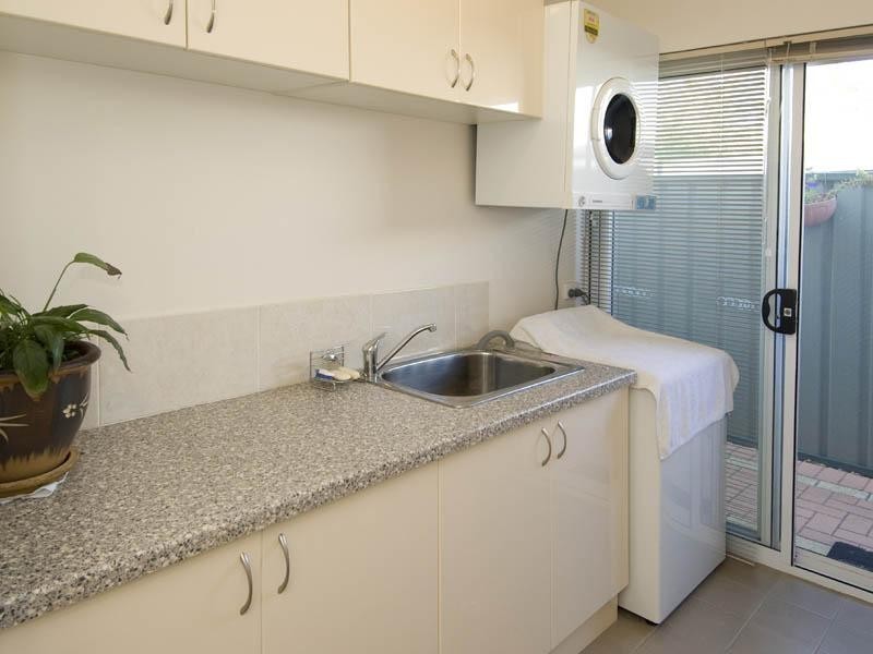 3/21 Coongan Avenue, Greenmount WA 6056