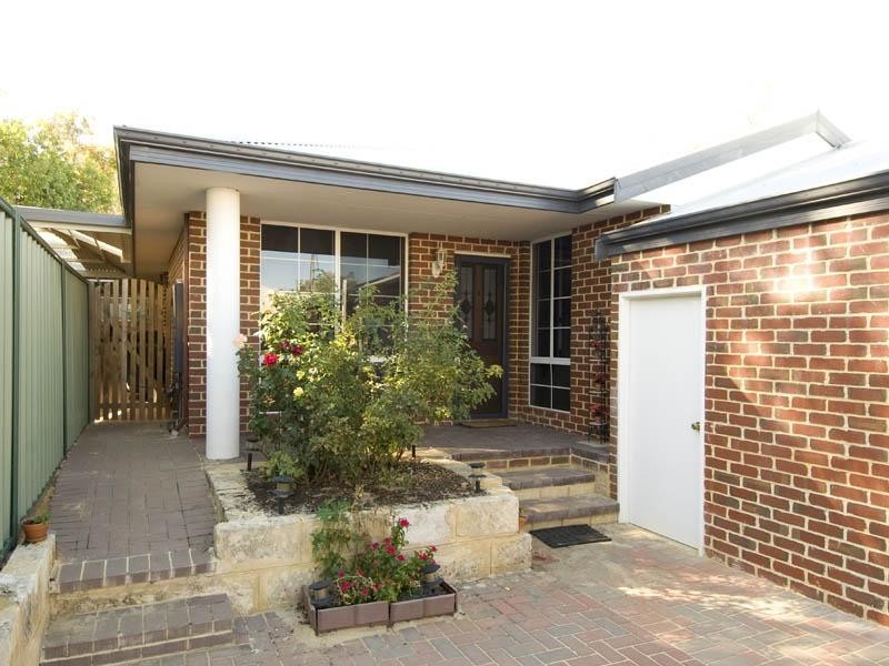 3/21 Coongan Avenue, Greenmount WA 6056