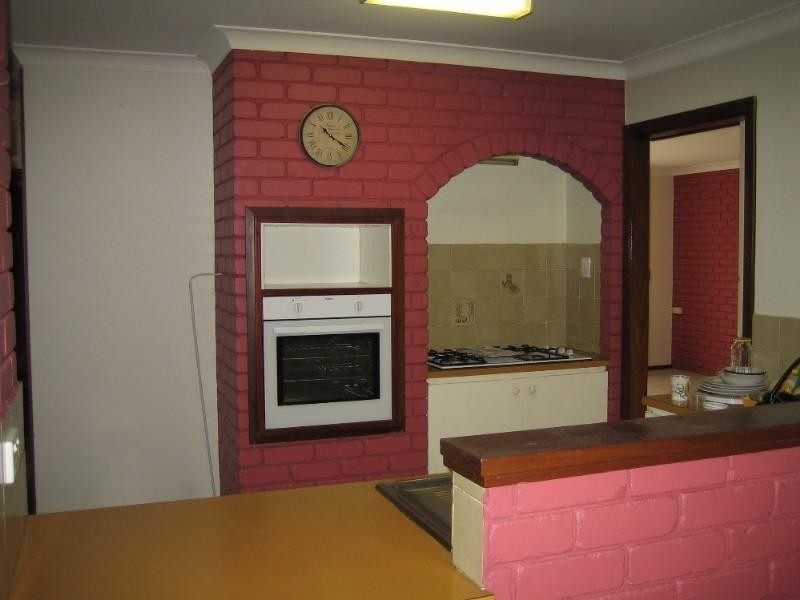 167 Blackadder Road, Swan View WA 6056