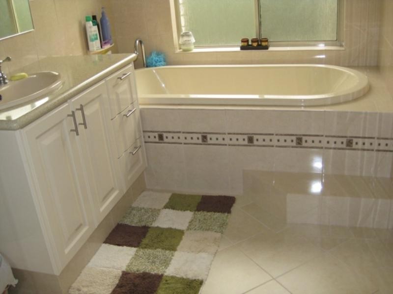 9 Northend Close, Swan View WA 6056